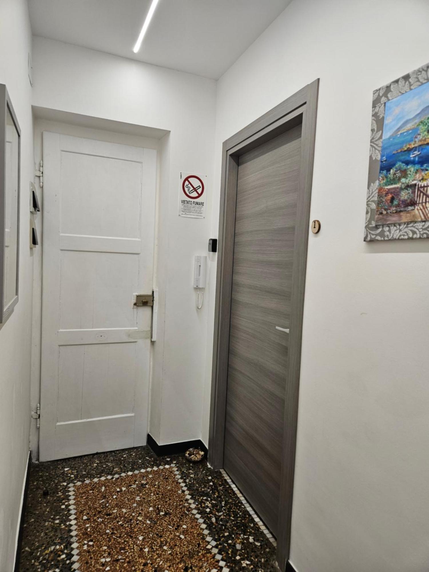 Affittacamere House Leomar Di Sara Genua Pokój zdjęcie